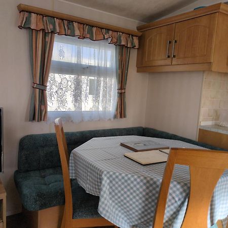 L&G Family Holidays 8 Berth Sealands Familys Only And The Lead Person Must Be Over 30 (Adults Only) Ingoldmells Luaran gambar